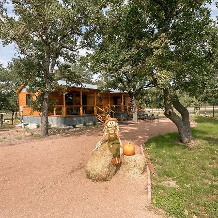 Bakery Haus Red Velvet Villa Фредериксбург Екстериор снимка